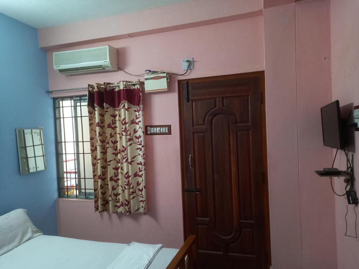Parisha Residency- Temple Side Hotel チダンバラム エクステリア 写真